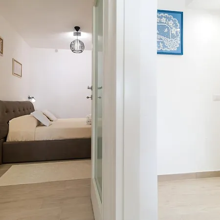 Purple Flower Apartment Cala Gonone